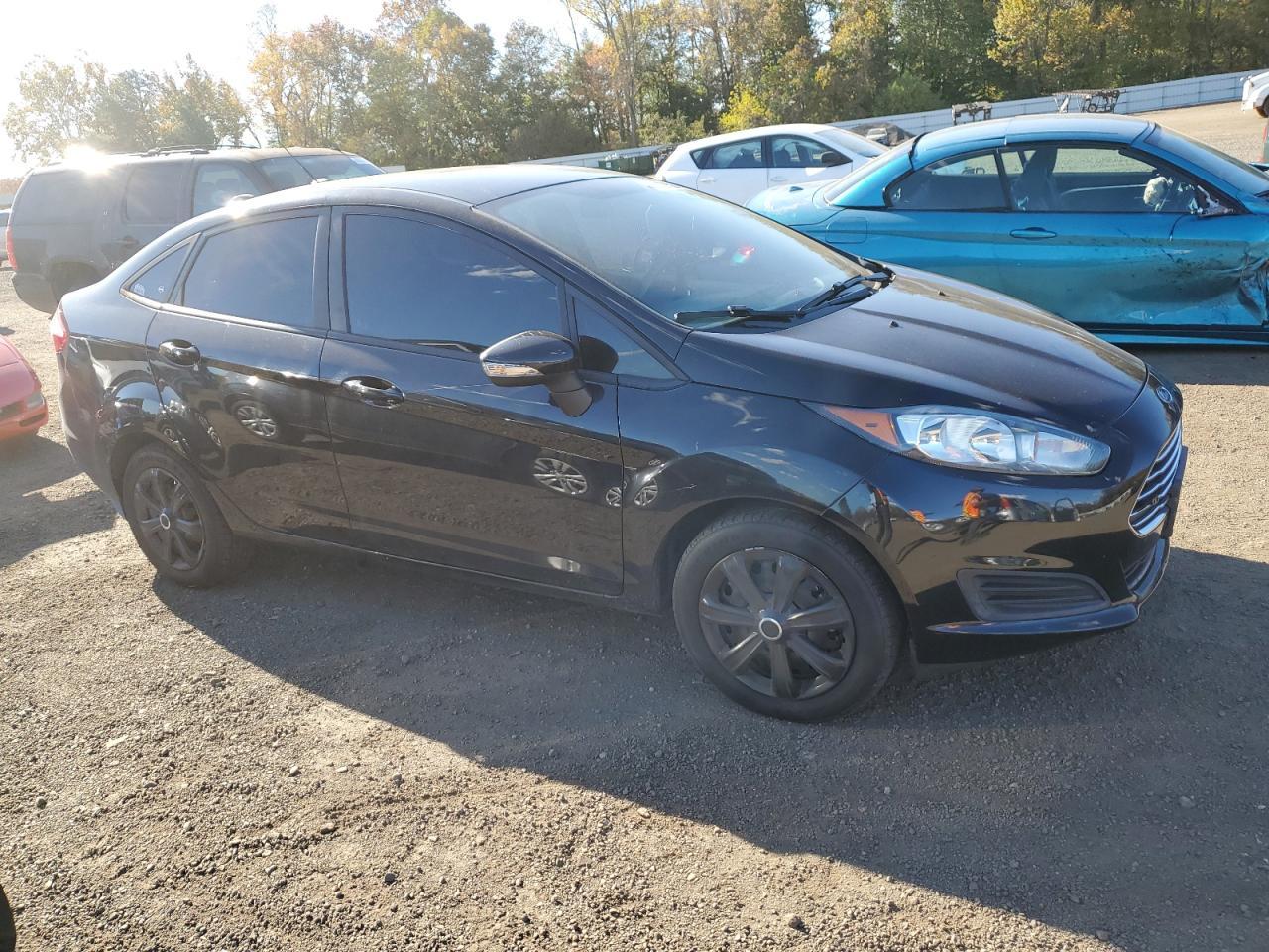 2014 FORD Fiesta