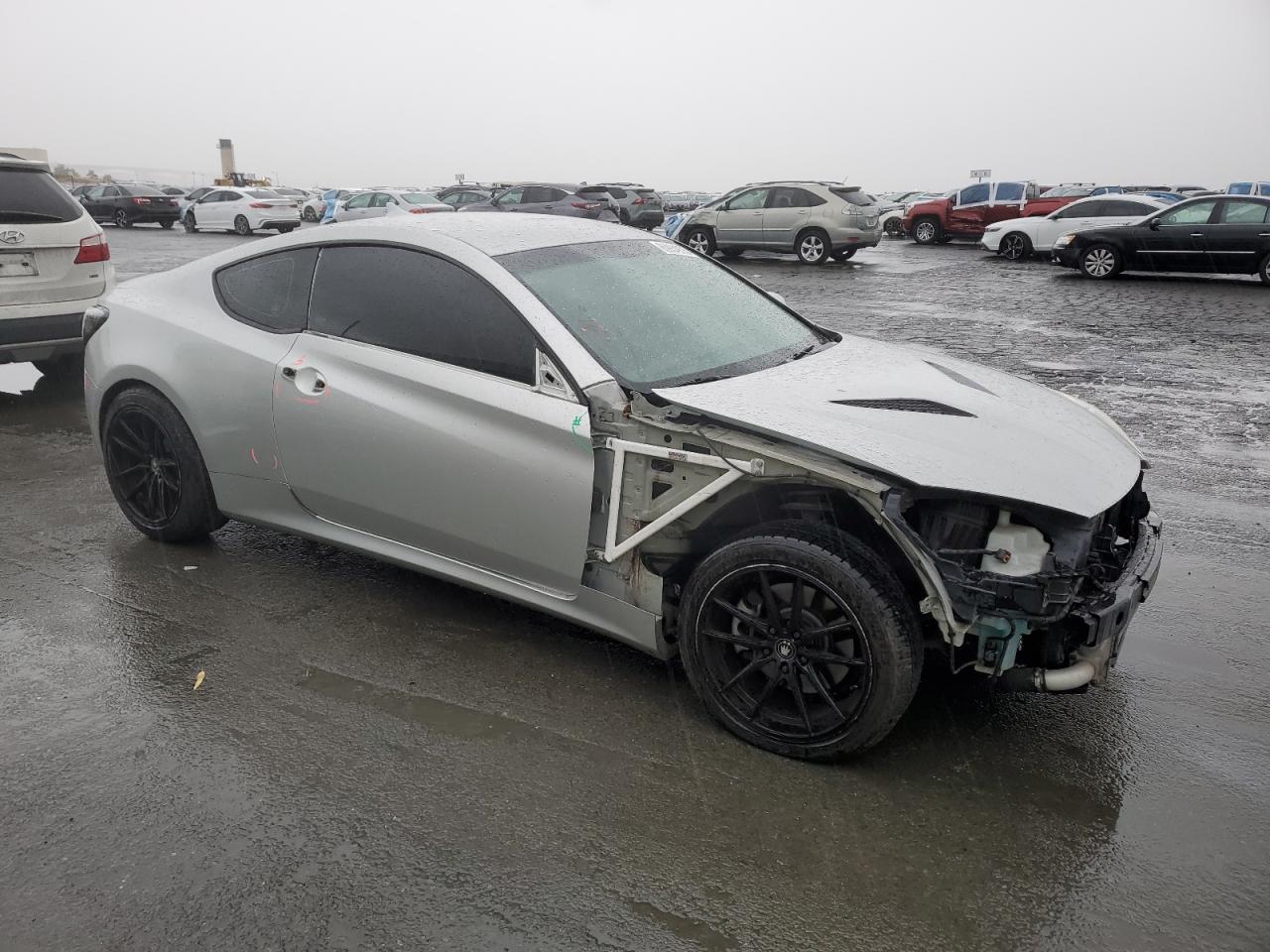 2013 HYUNDAI GENESIS