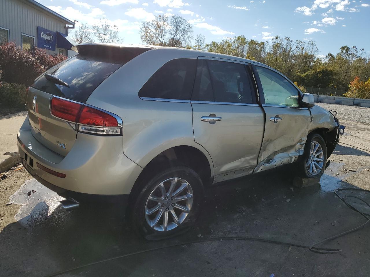2011 LINCOLN MKX