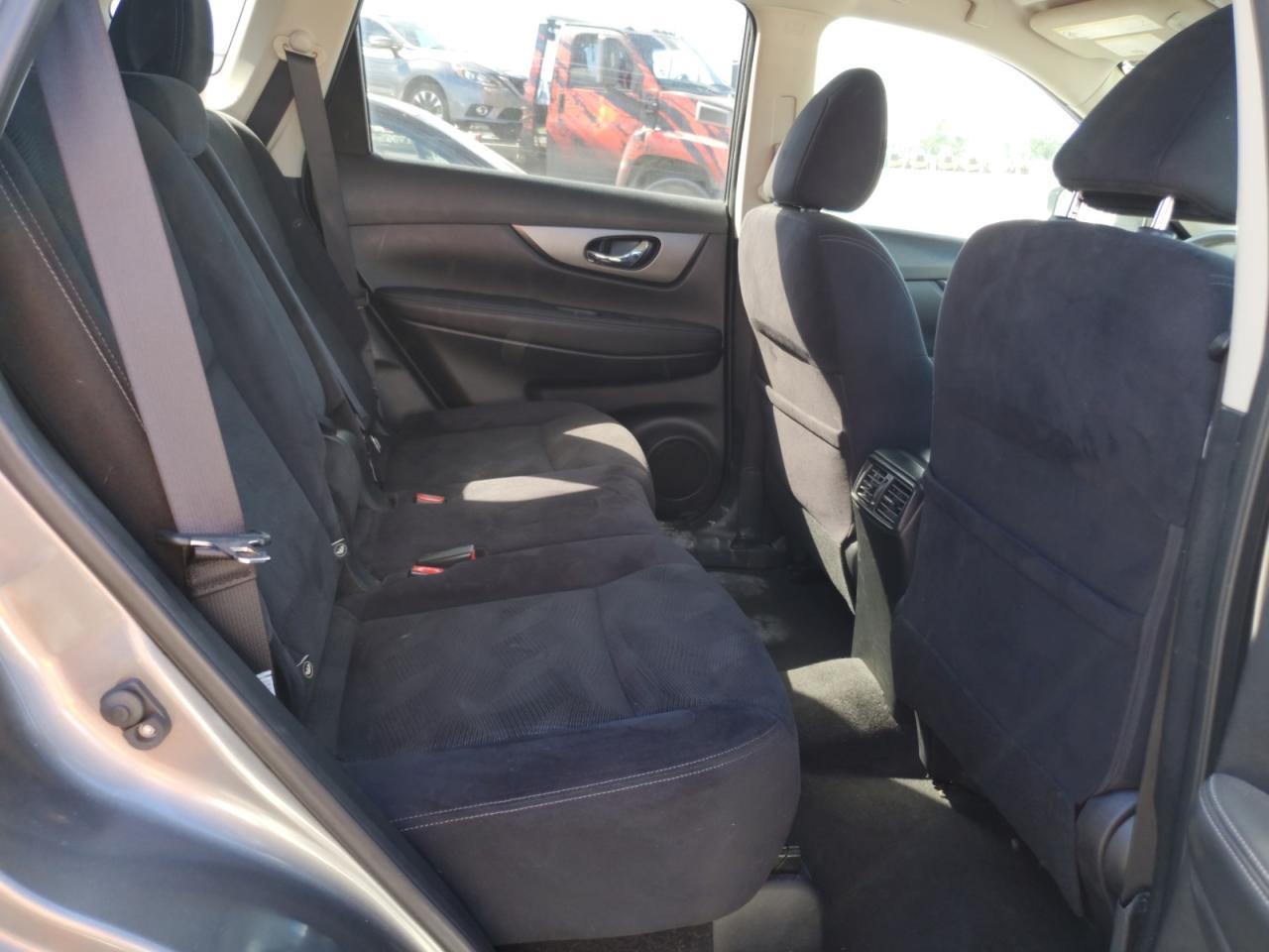 2016 NISSAN ROGUE