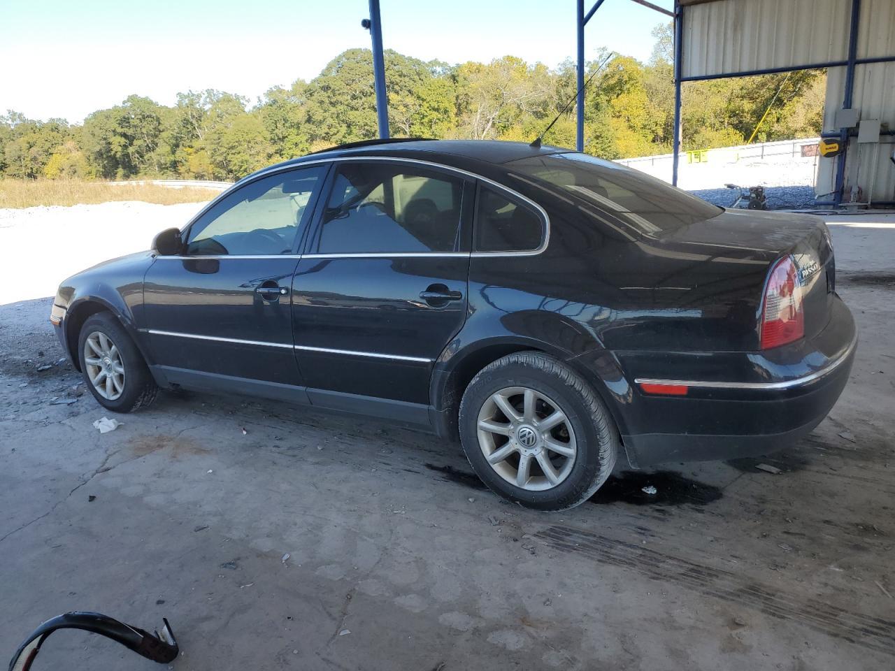 2004 VOLKSWAGEN Passat