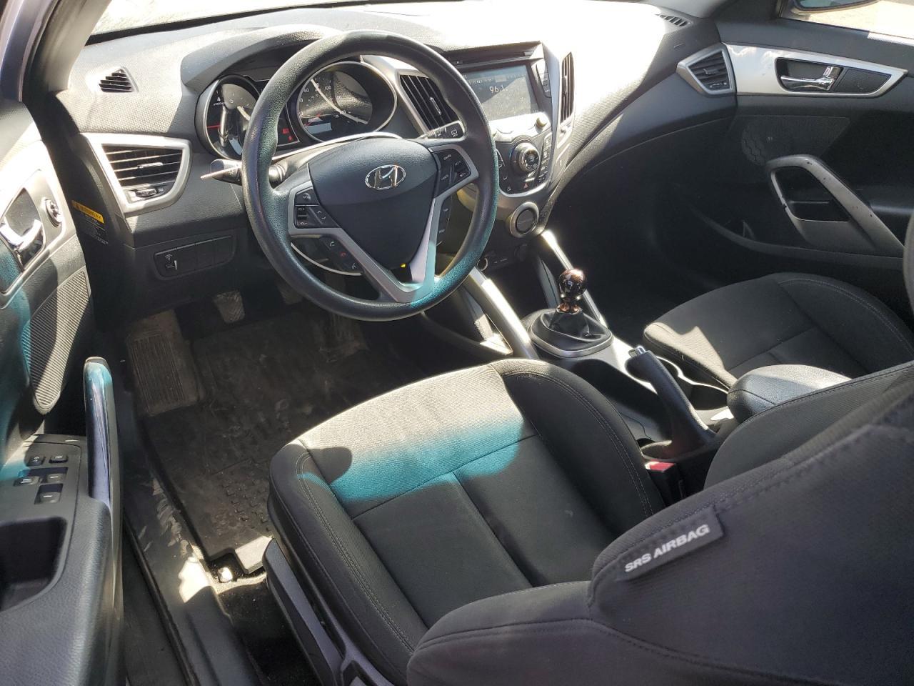 2013 HYUNDAI VELOSTER