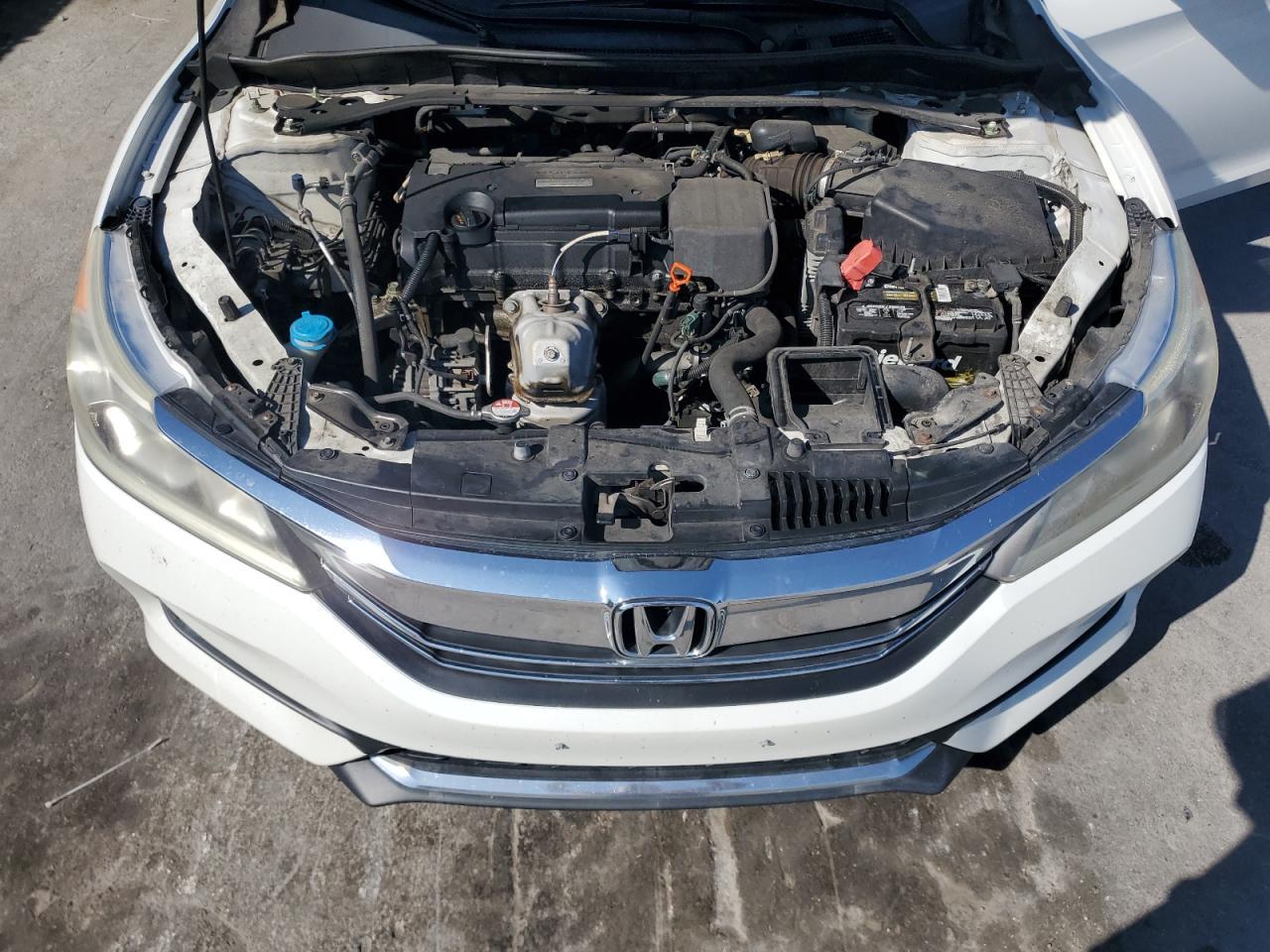 2017 HONDA ACCORD