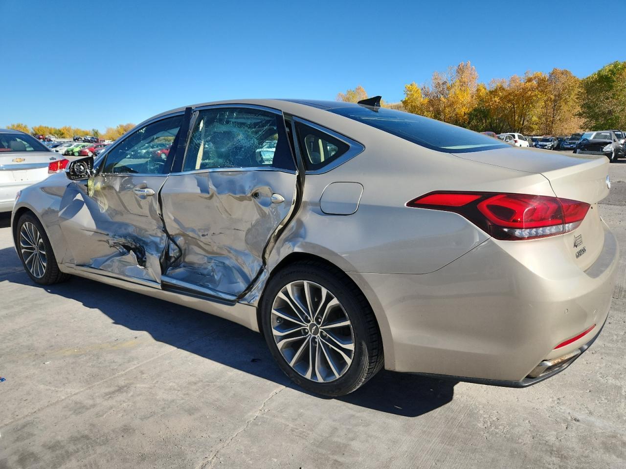 2015 HYUNDAI GENESIS