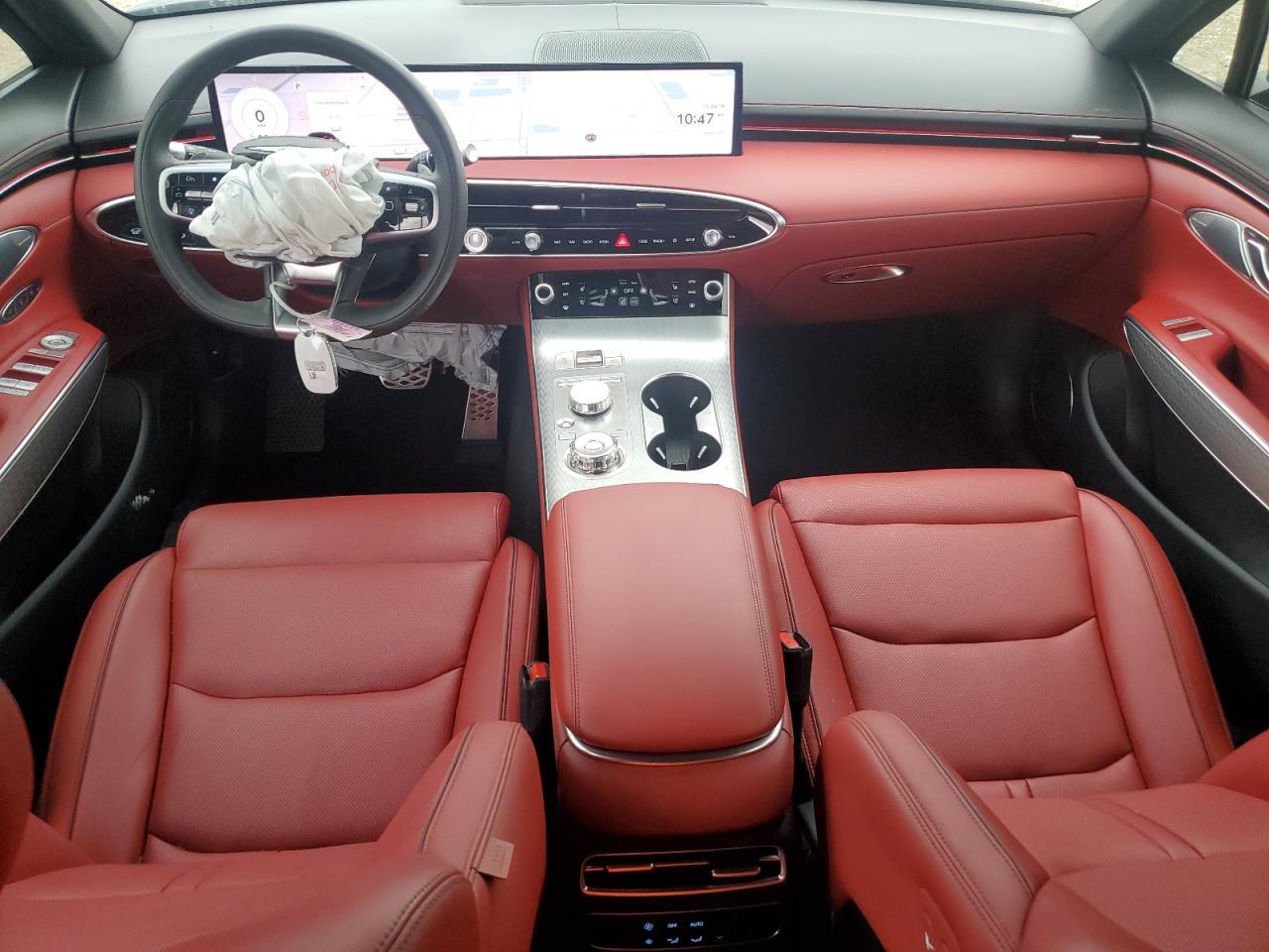 2026 GENESIS GV70