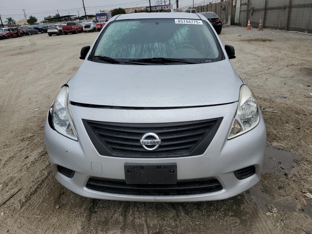 2013 NISSAN VERSA