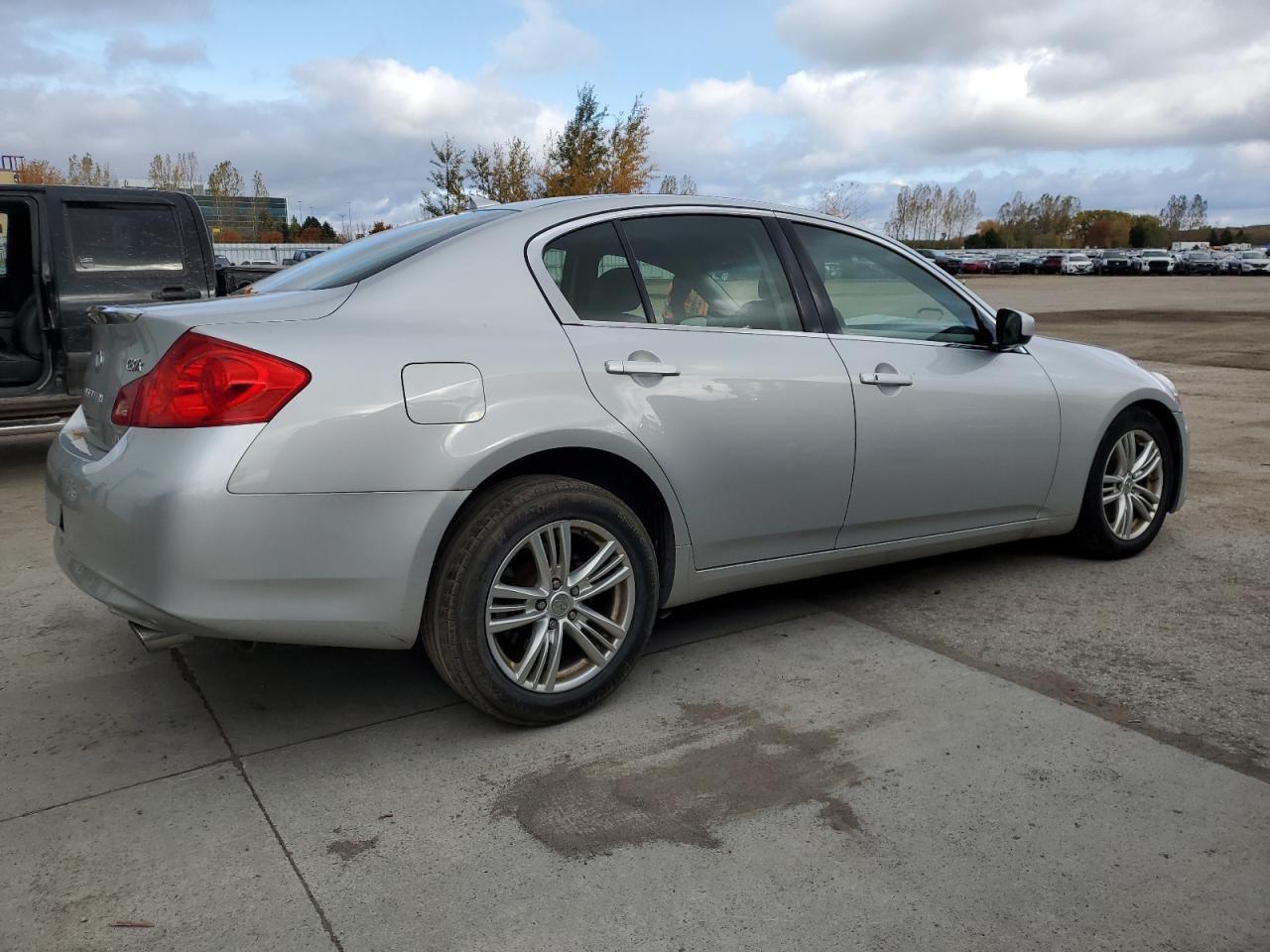 2012 INFINITI G37