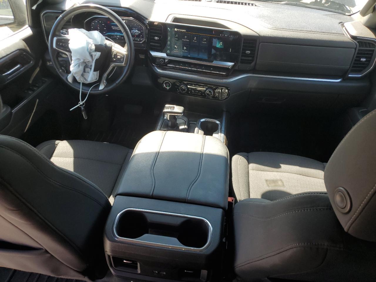 2023 CHEVROLET Silverado