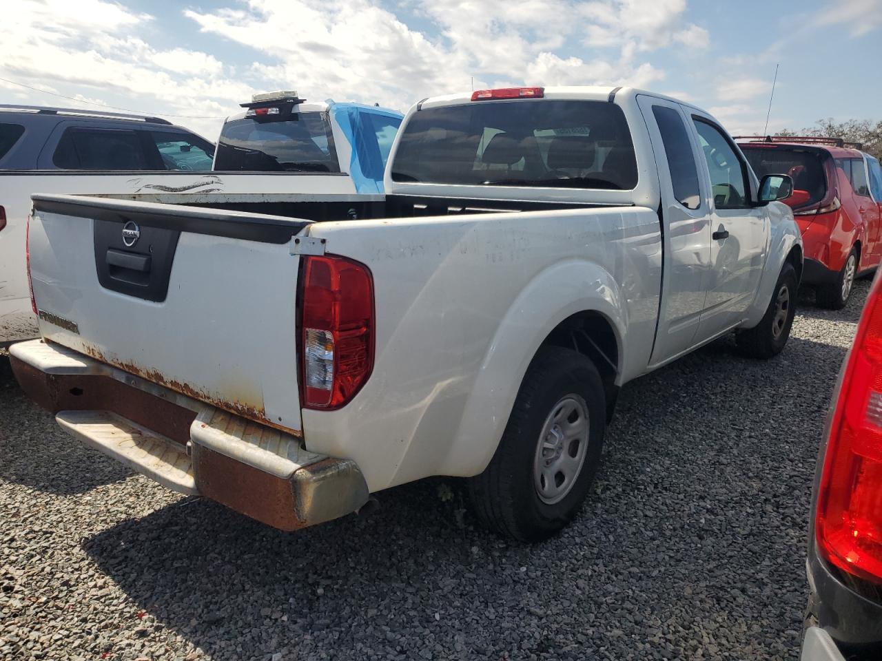 2016 NISSAN Frontier