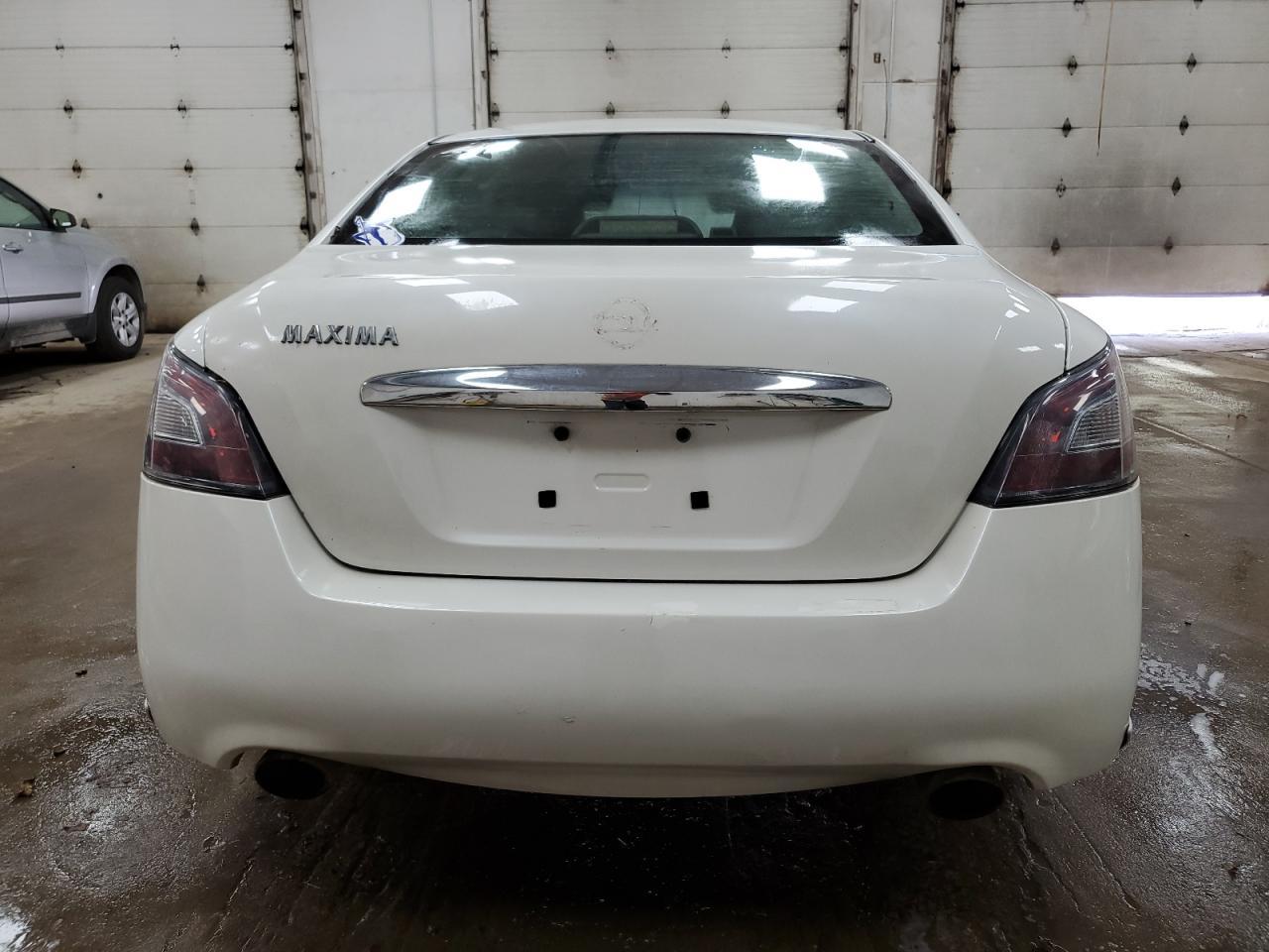 2013 NISSAN Maxima