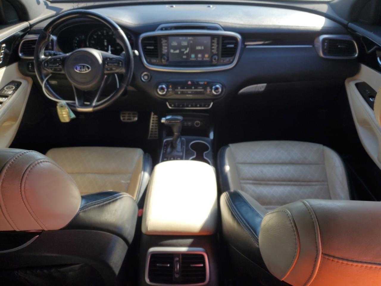 2016 KIA SORENTO