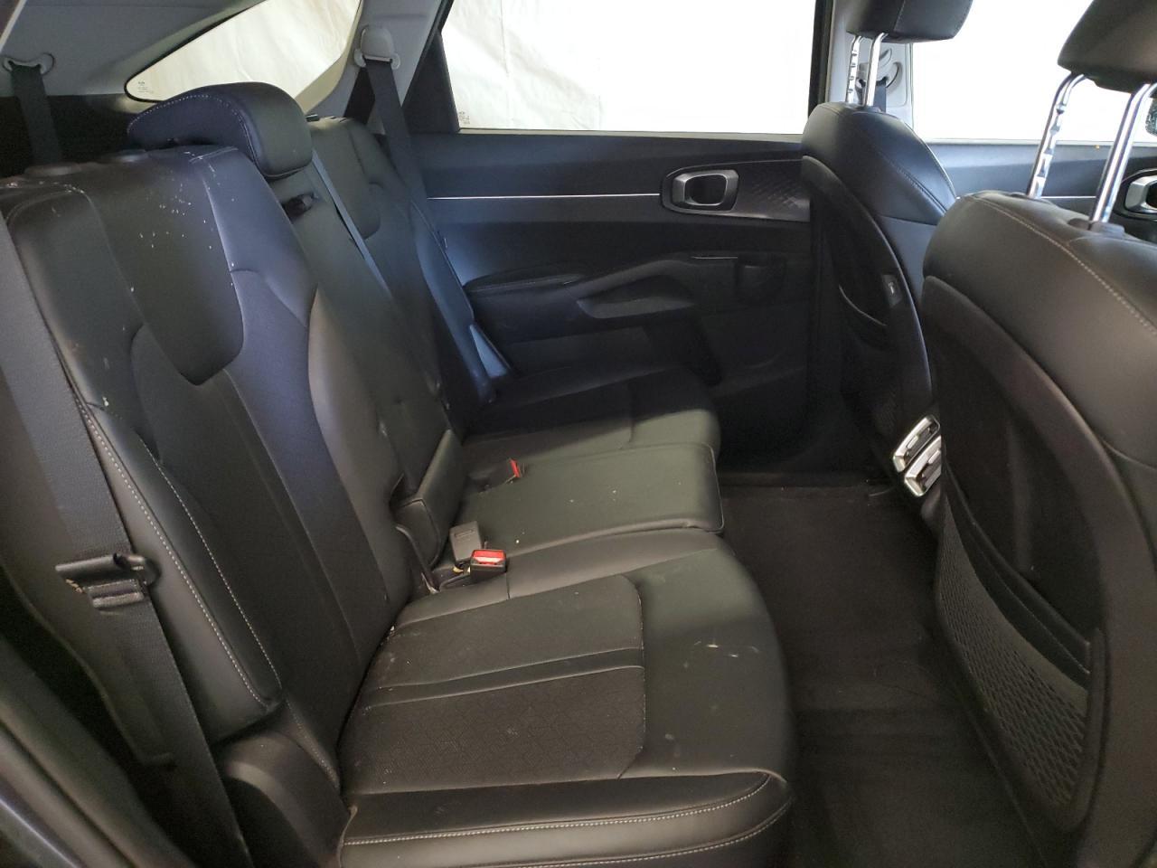 2021 KIA SORENTO