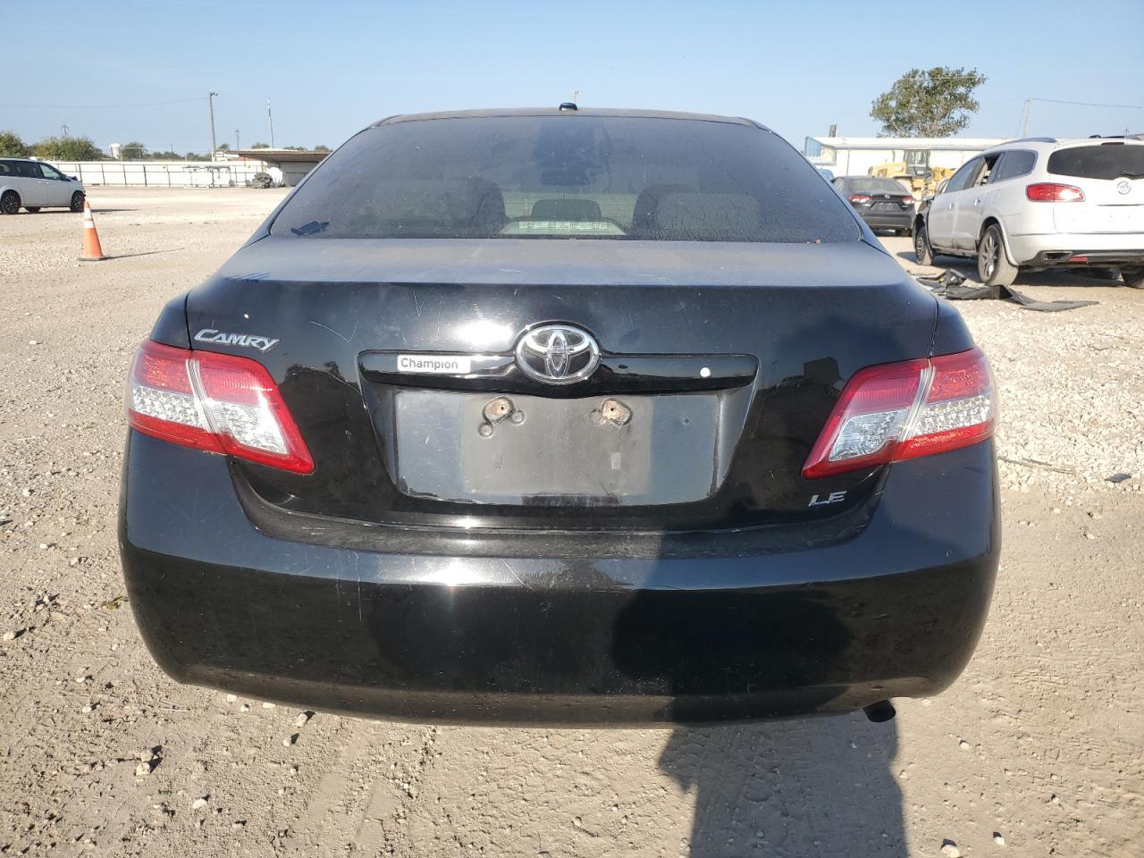2011 TOYOTA CAMRY