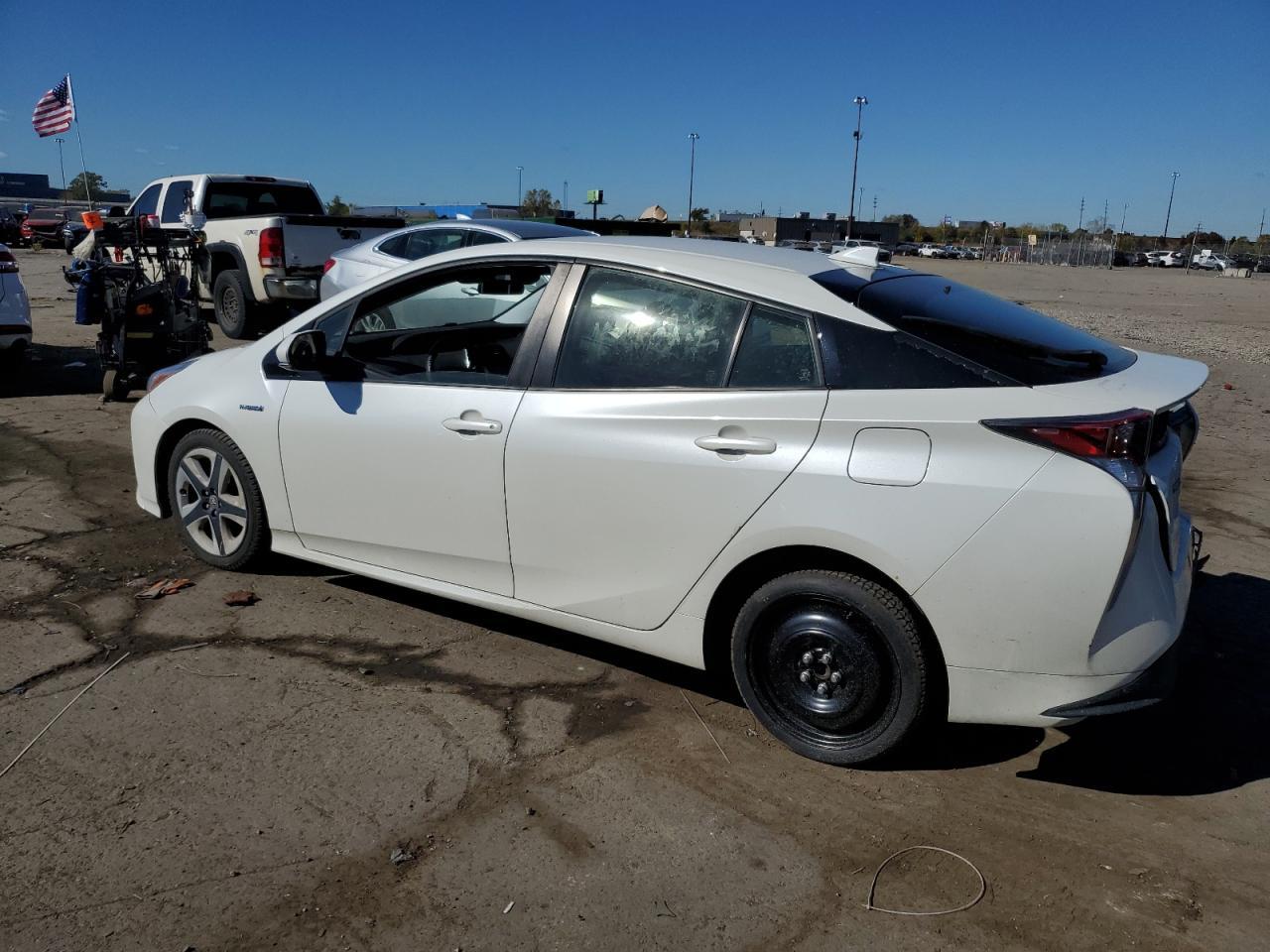 2016 TOYOTA PRIUS