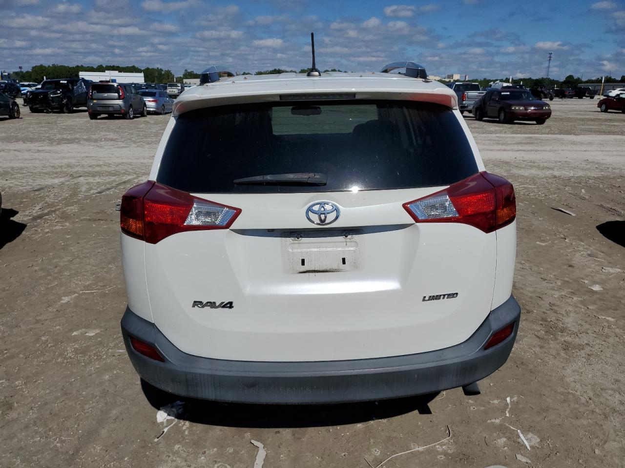 2015 TOYOTA RAV4