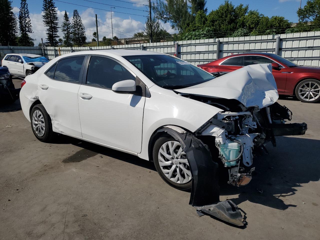 2018 TOYOTA COROLLA