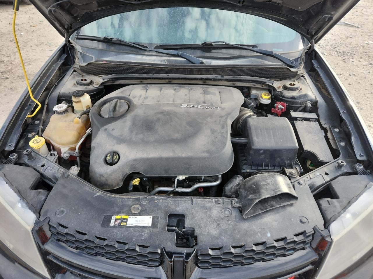 2014 DODGE Avenger
