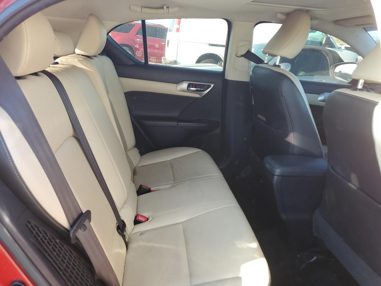 2014 LEXUS CT 200