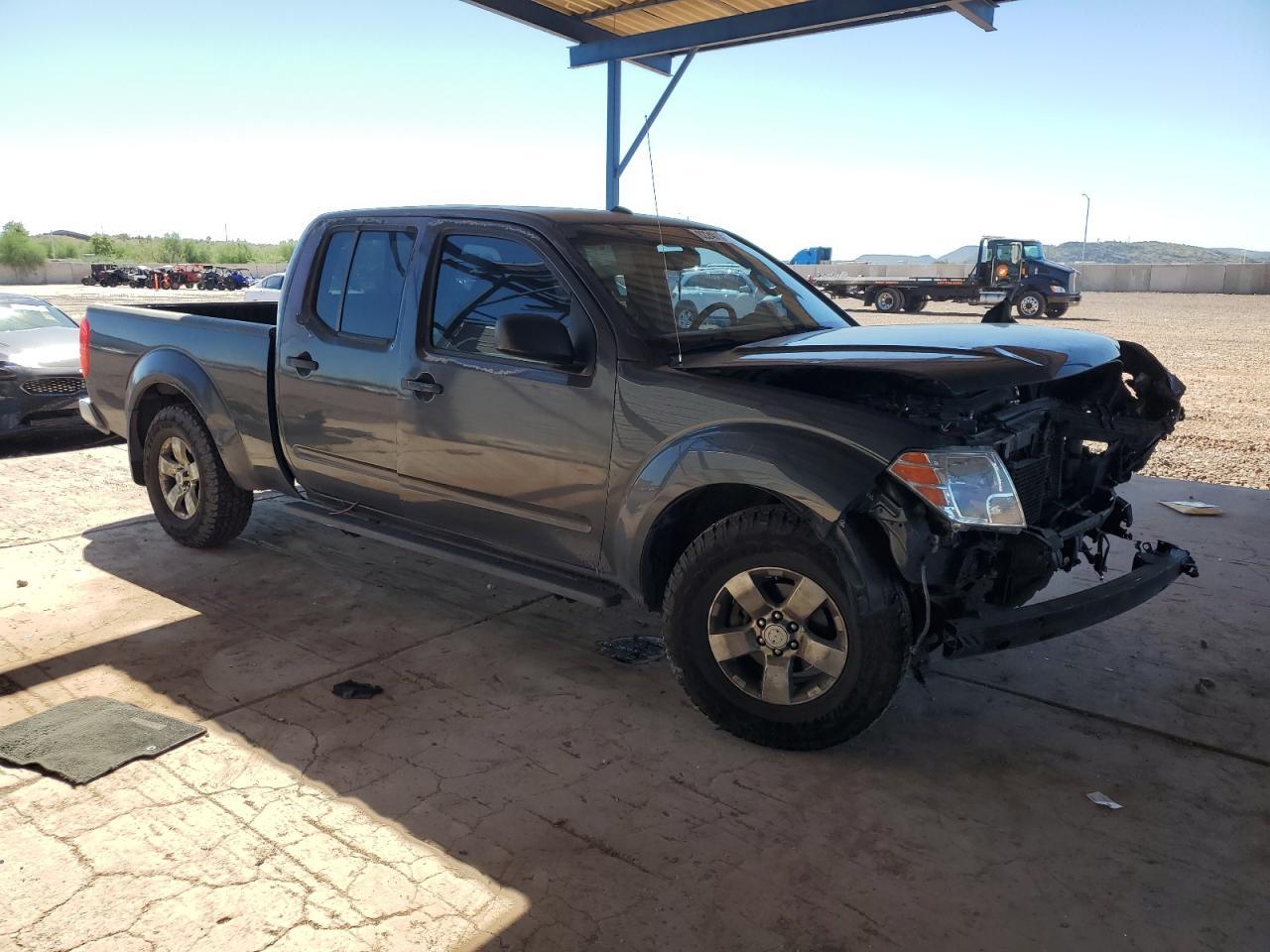 2012 NISSAN Frontier
