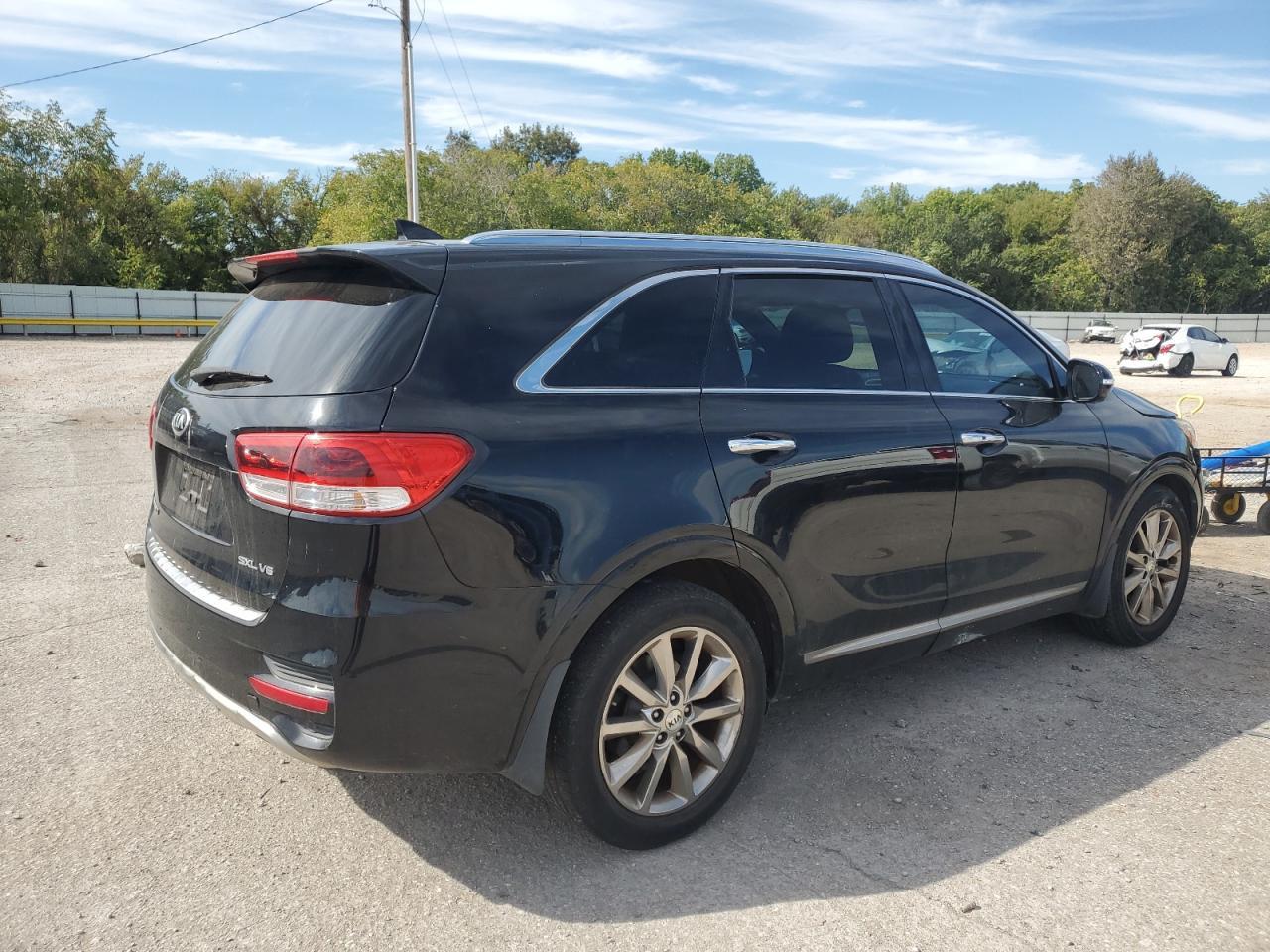 2016 KIA SORENTO