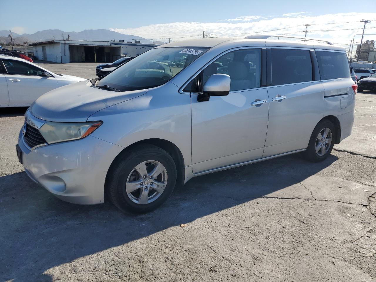 2015 NISSAN Quest
