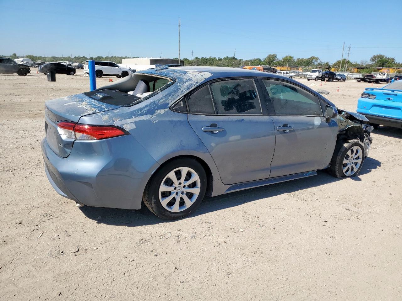 2022 TOYOTA COROLLA