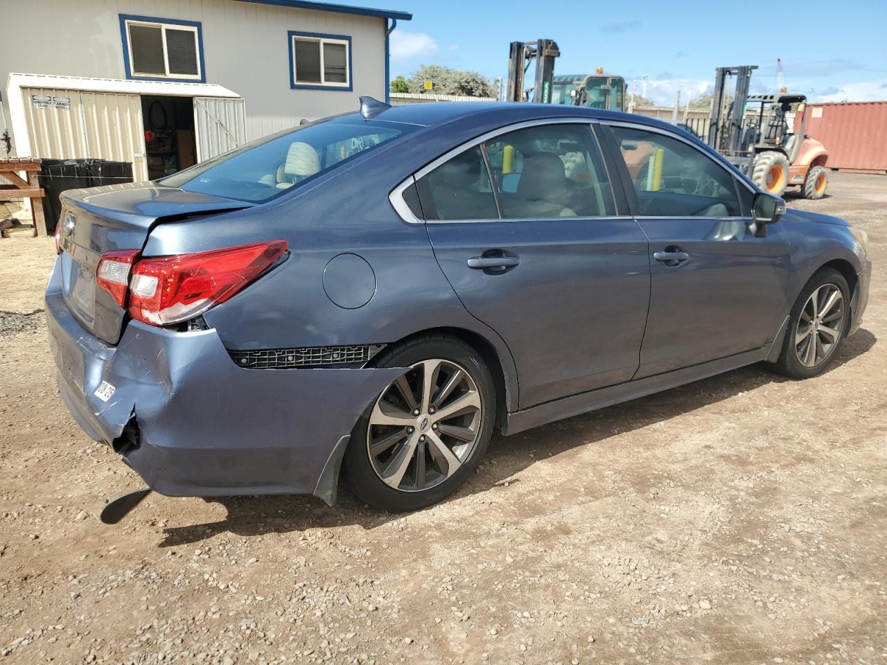 2016 SUBARU Legacy