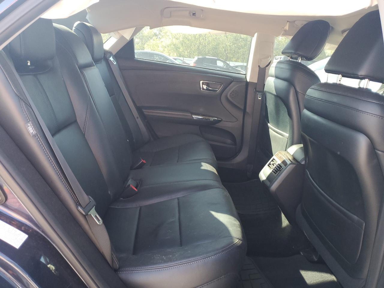 2014 TOYOTA Avalon