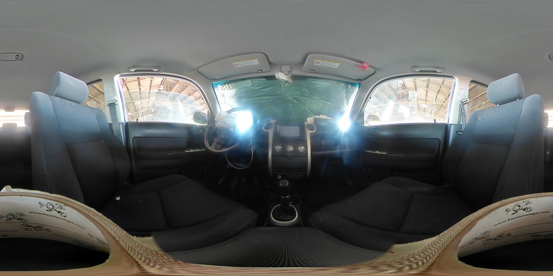 2005 TOYOTA SCION