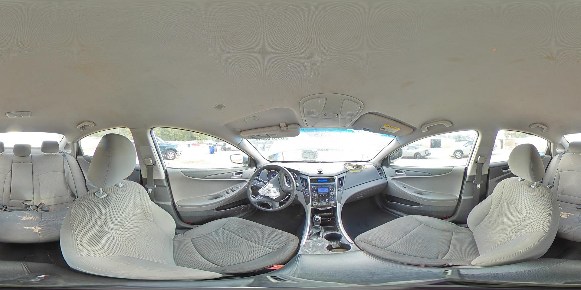 2011 HYUNDAI SONATA
