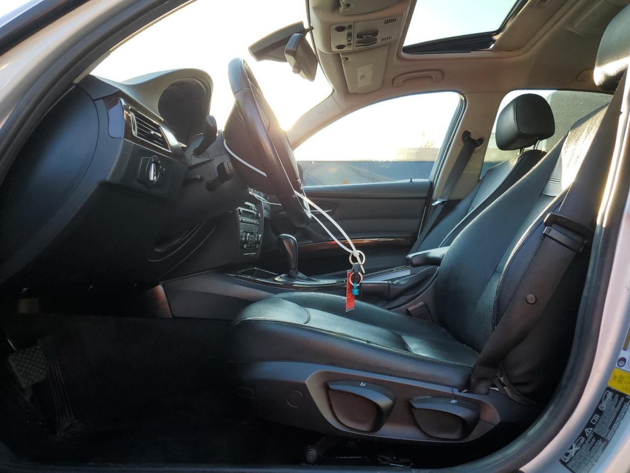 2011 BMW 3 SERIES