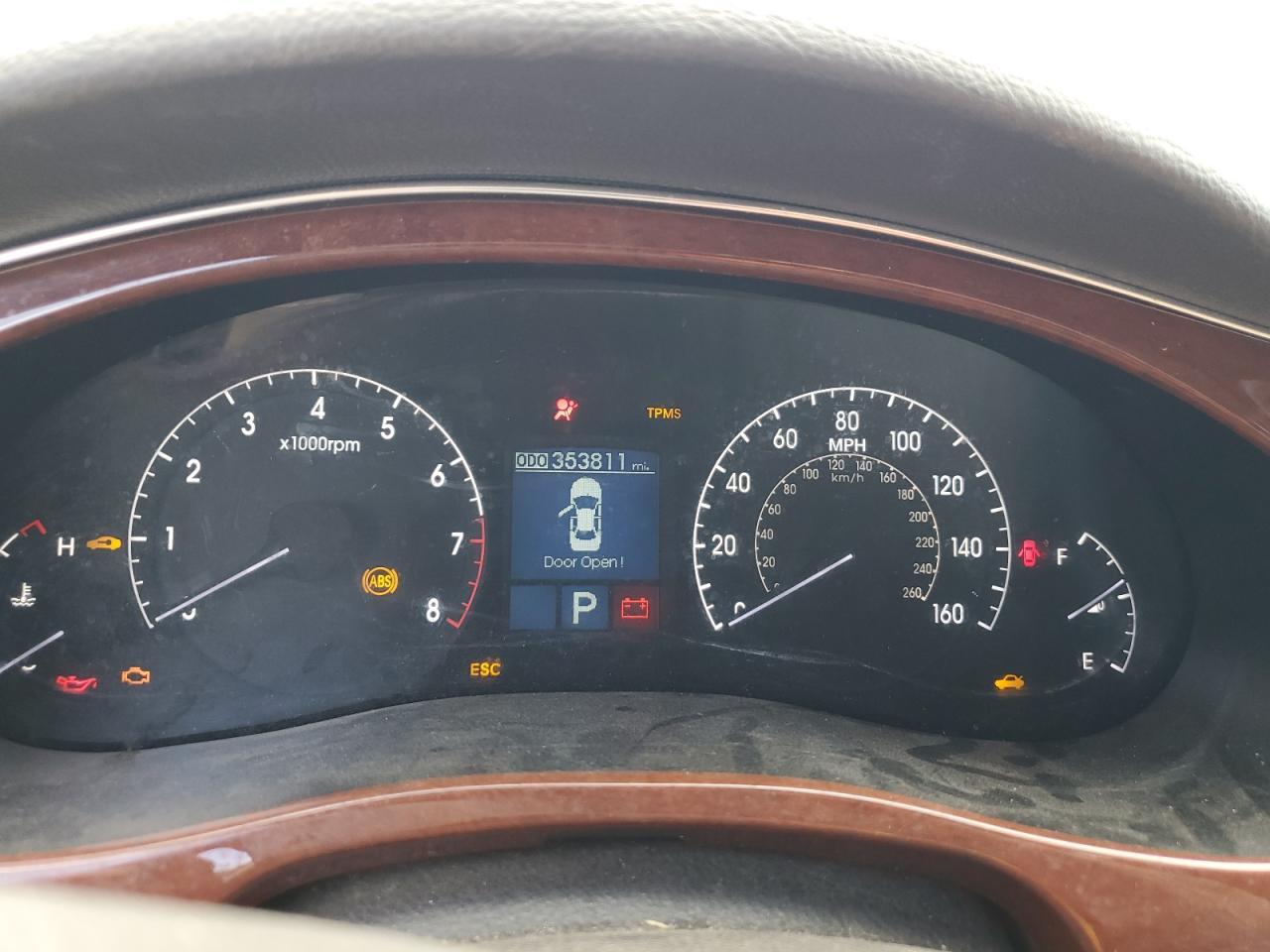 2012 HYUNDAI GENESIS