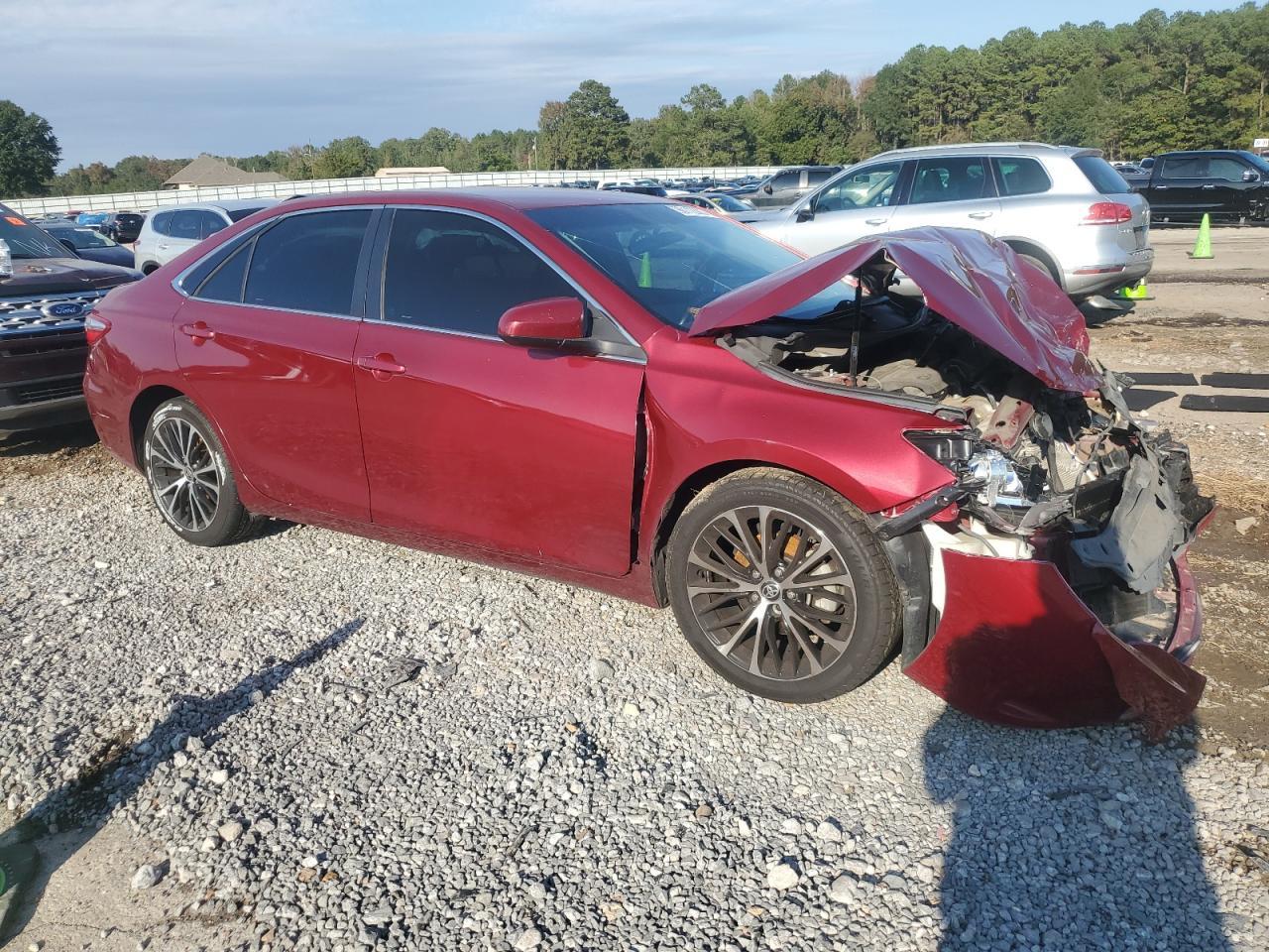 2016 TOYOTA CAMRY