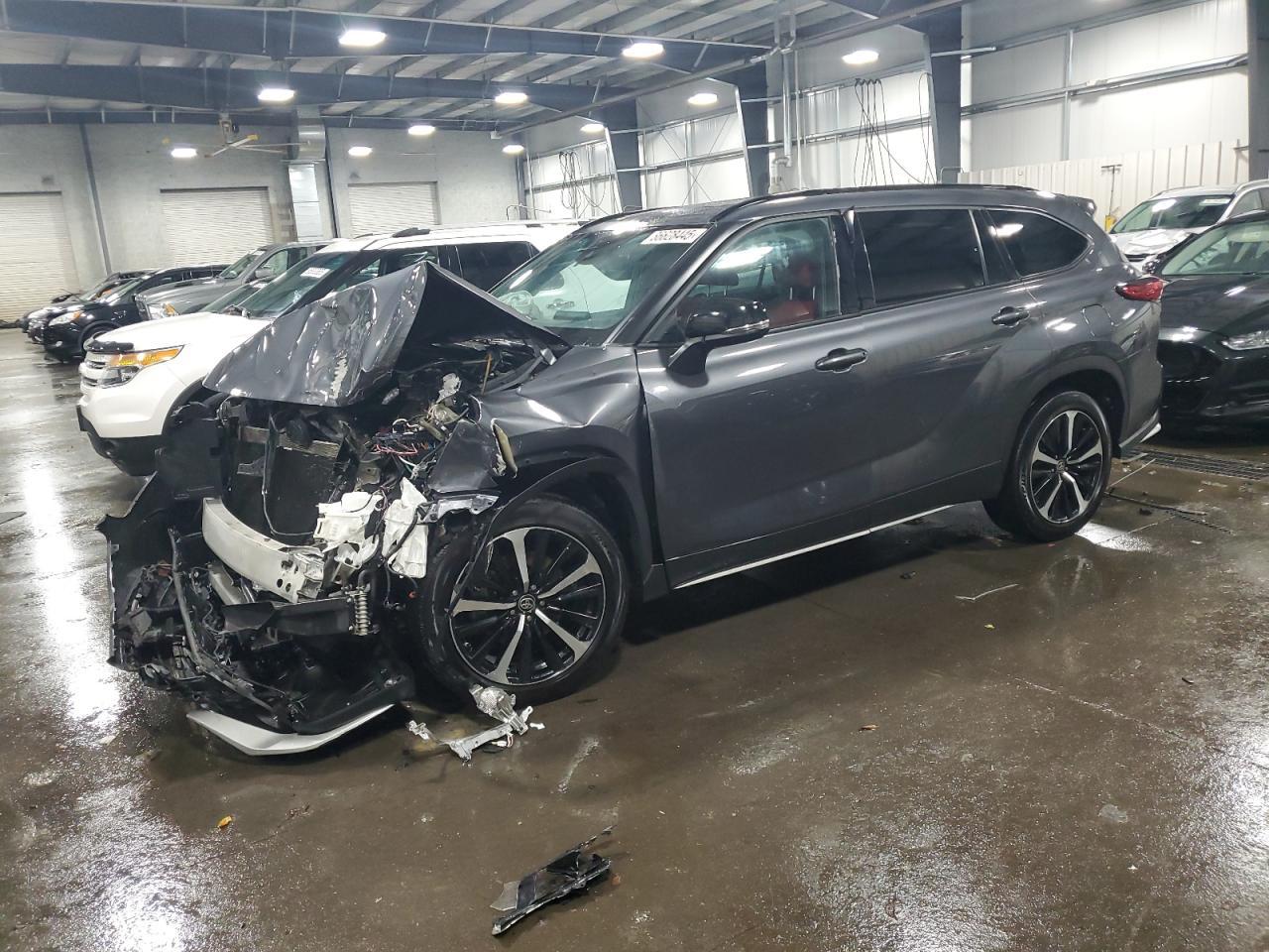 2021 TOYOTA HIGHLANDER