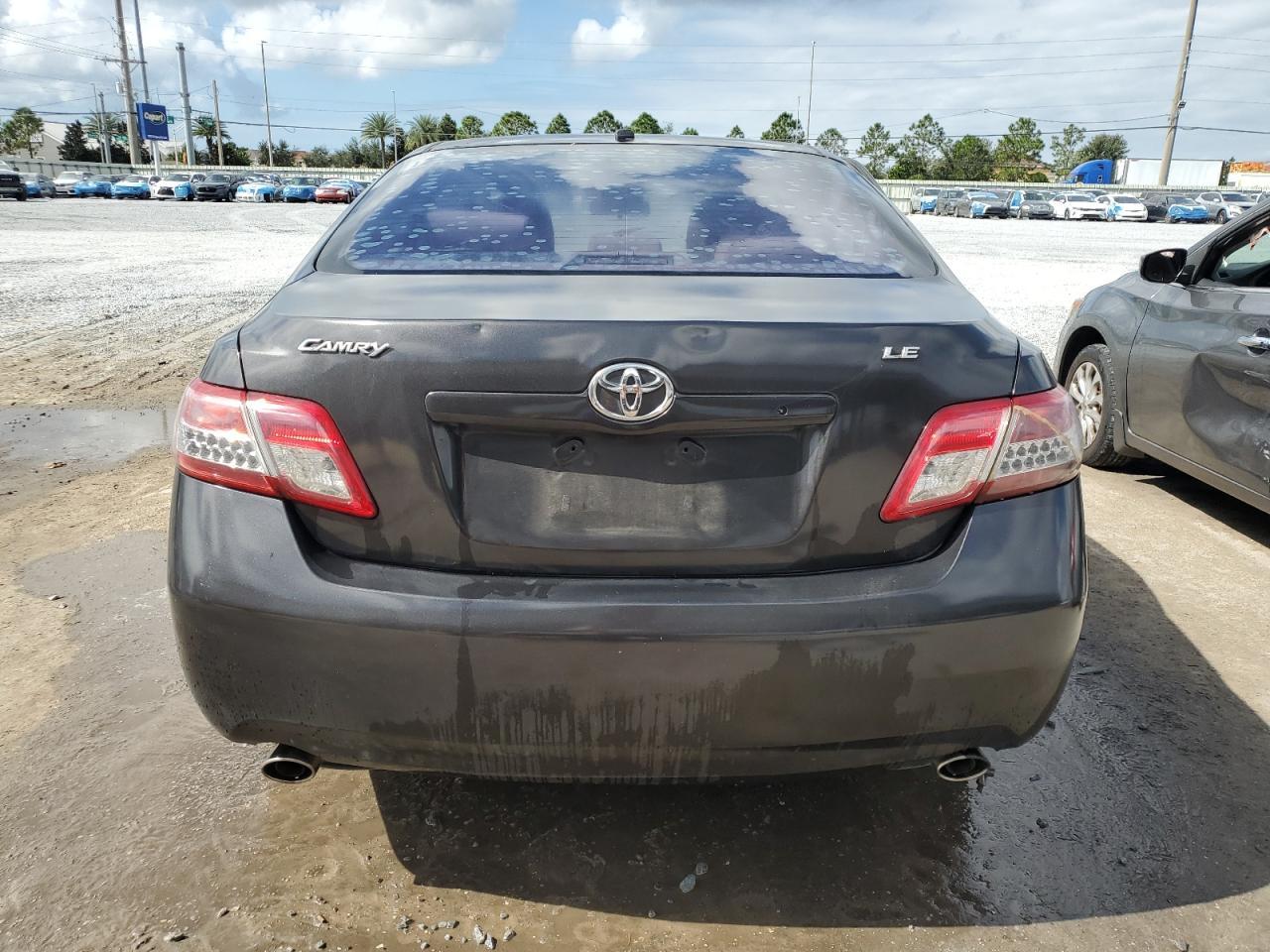 2010 TOYOTA CAMRY