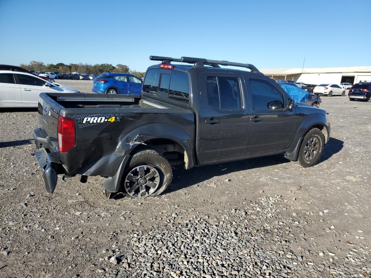 2014 NISSAN Frontier