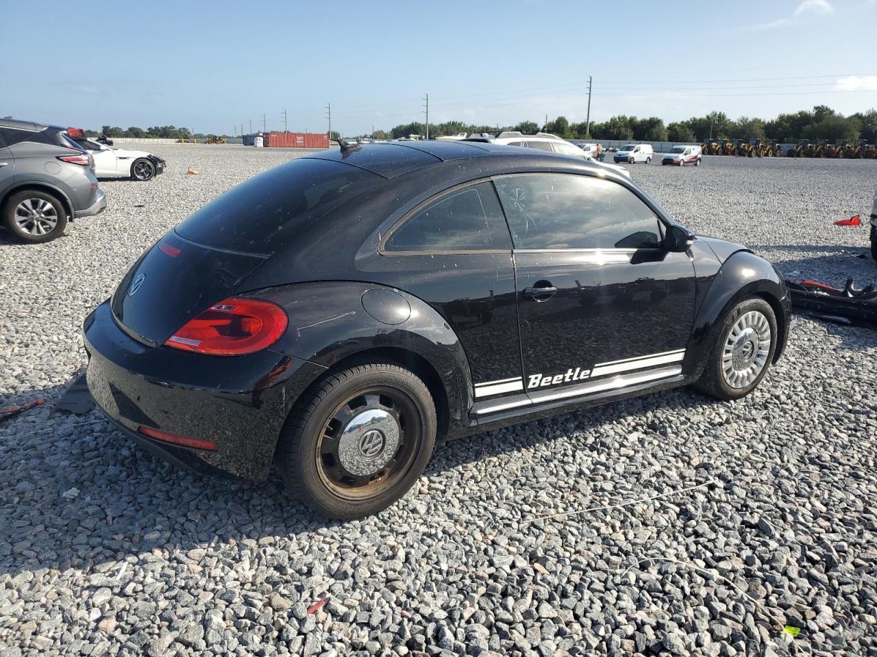 2014 VOLKSWAGEN Beetle