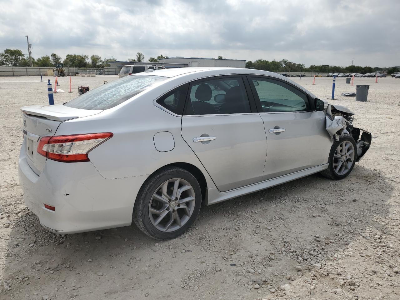 2015 NISSAN SENTRA