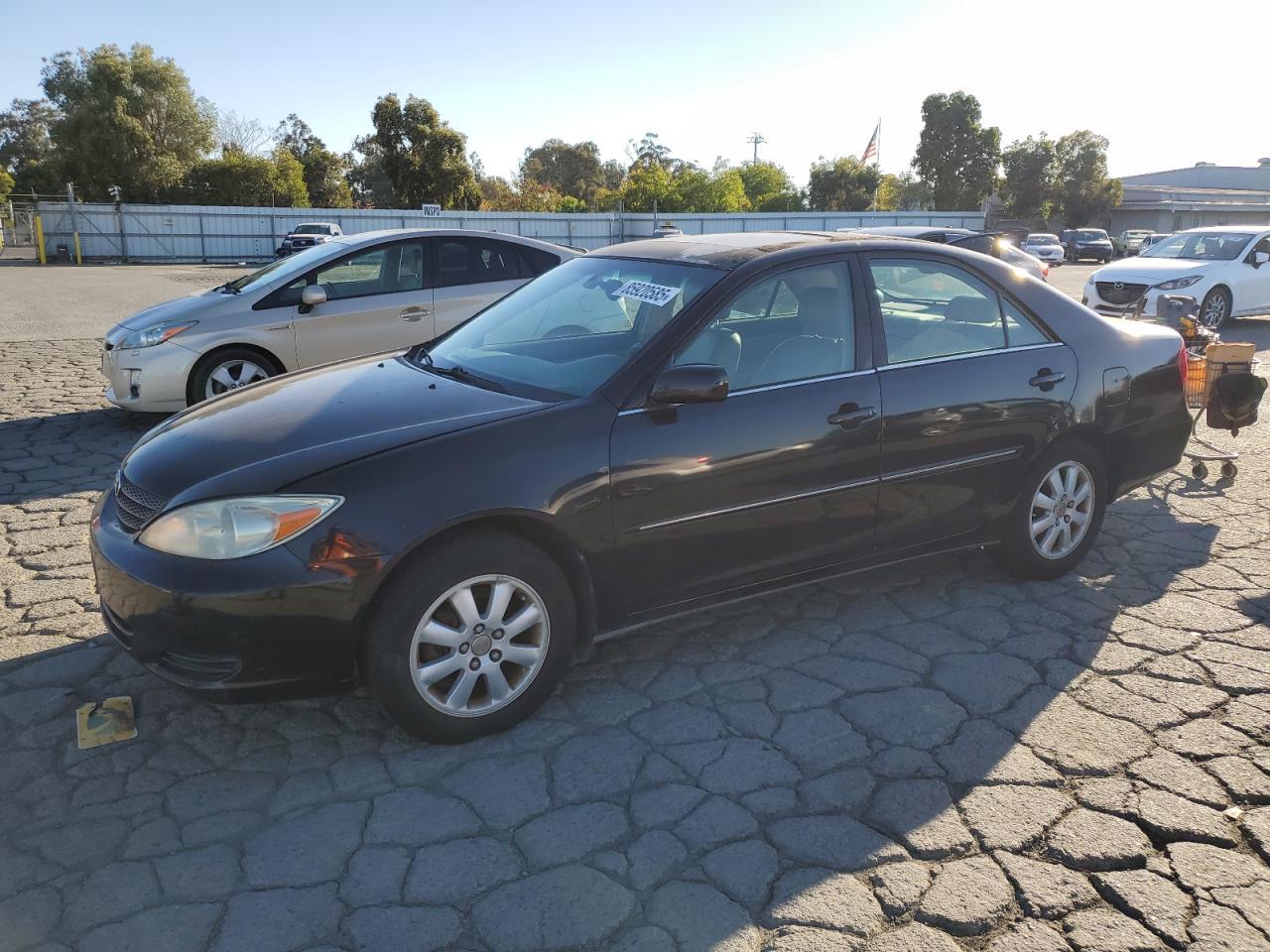 2002 TOYOTA CAMRY
