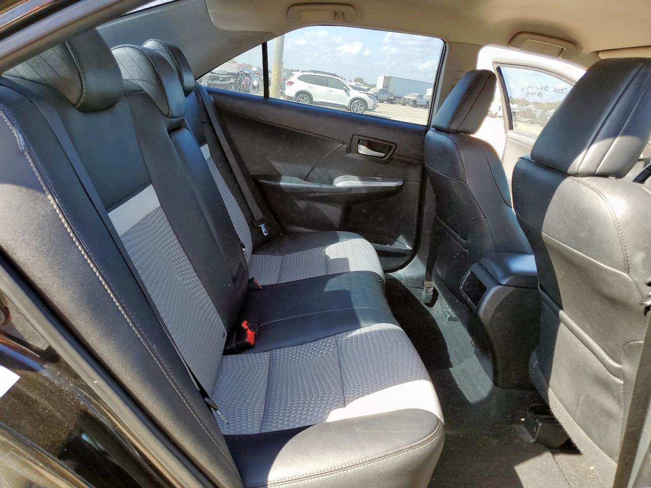 2014 TOYOTA CAMRY