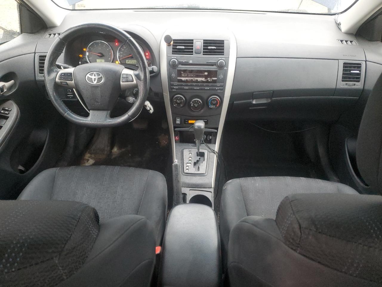 2011 TOYOTA COROLLA