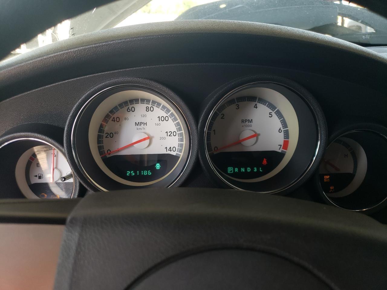 2009 DODGE CHARGER