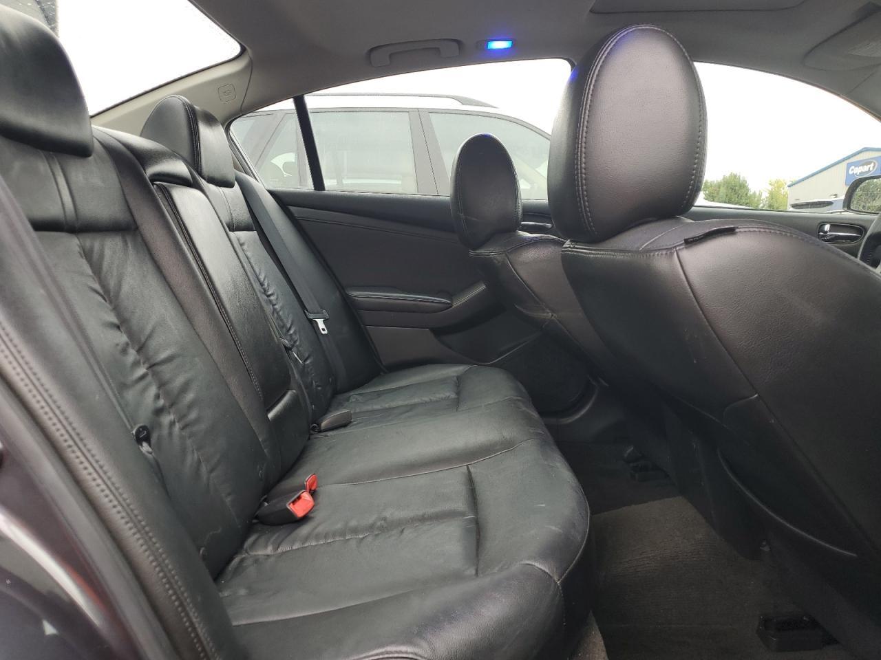2011 NISSAN ALTIMA