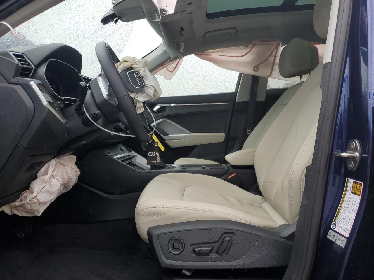 2024 AUDI Q3