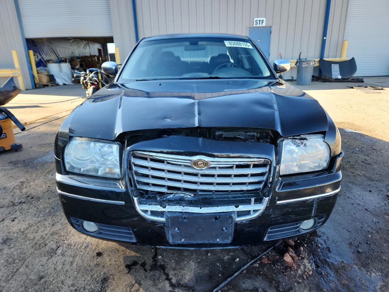 2010 CHRYSLER 300