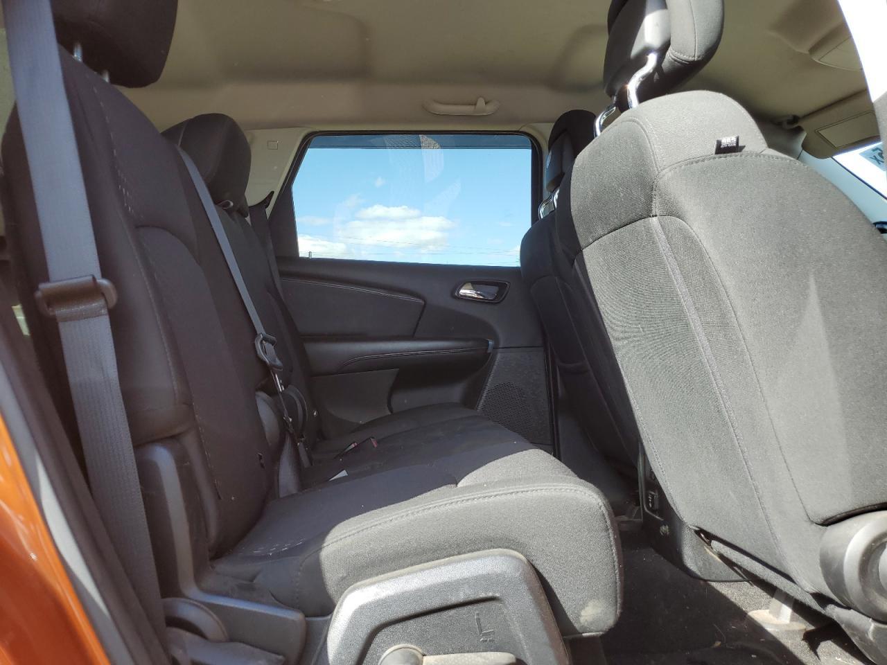 2011 DODGE JOURNEY