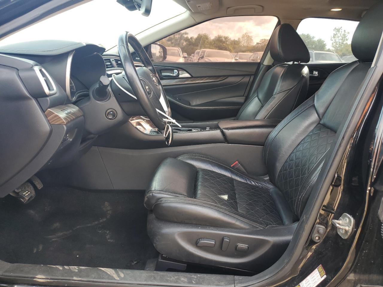2017 NISSAN Maxima