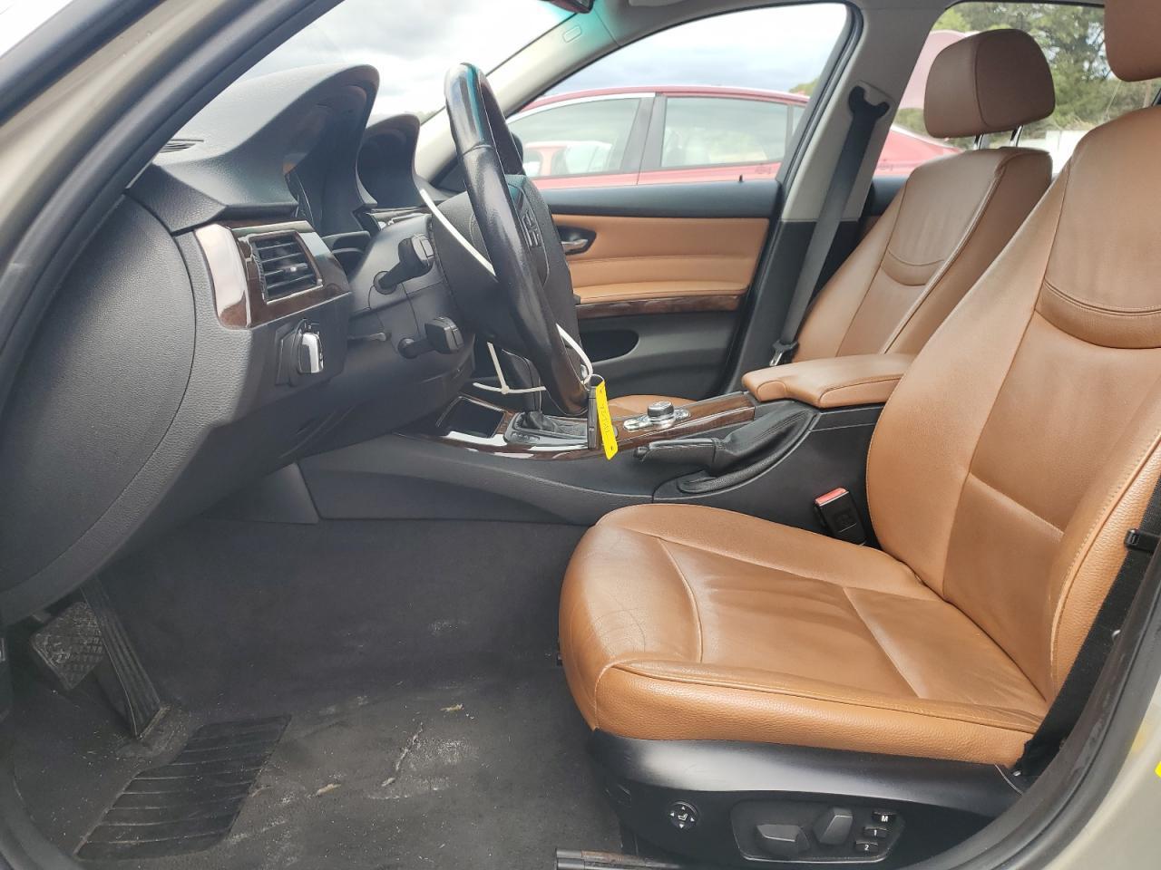 2011 BMW 3 SERIES
