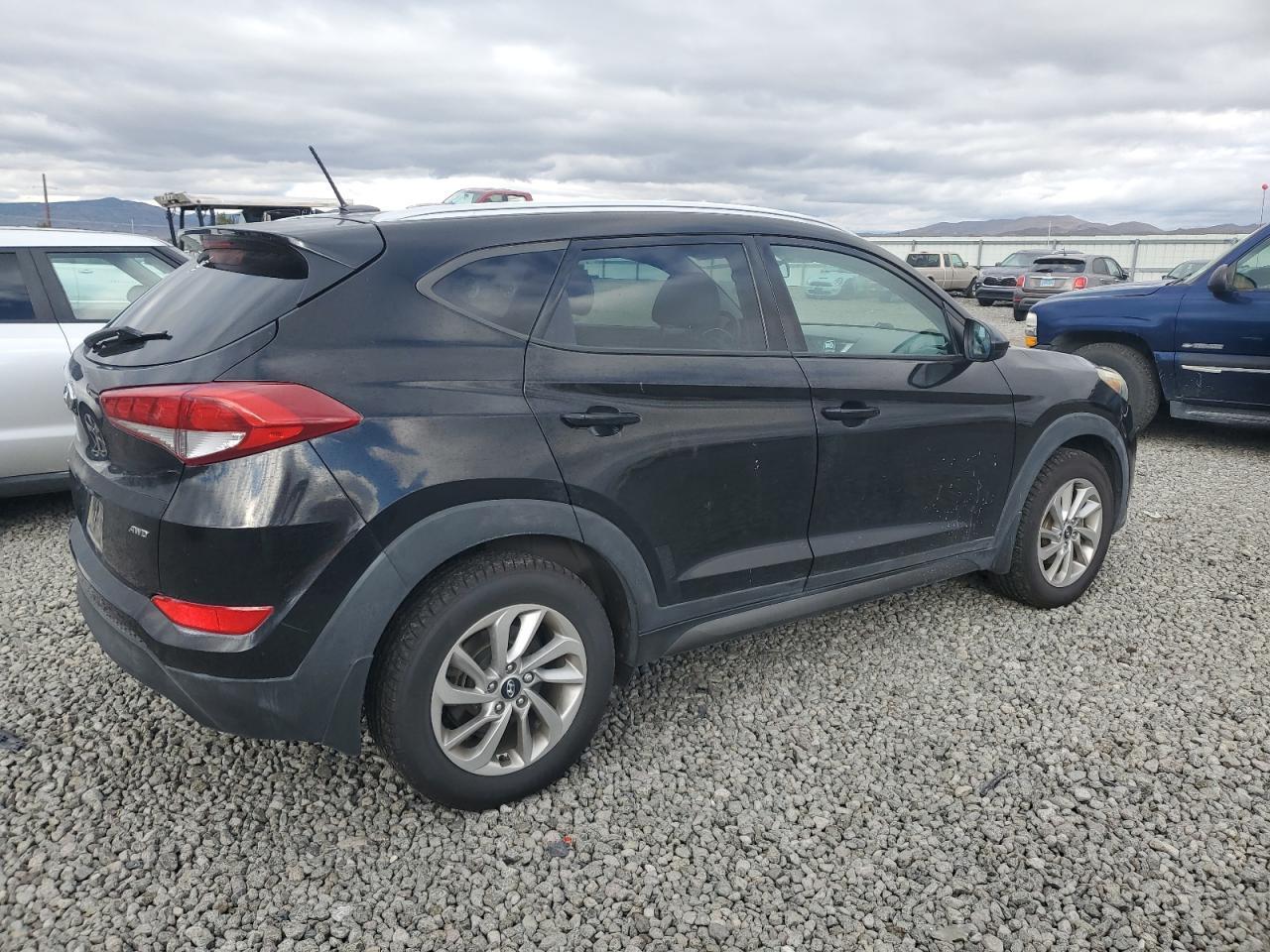 2016 HYUNDAI TUCSON