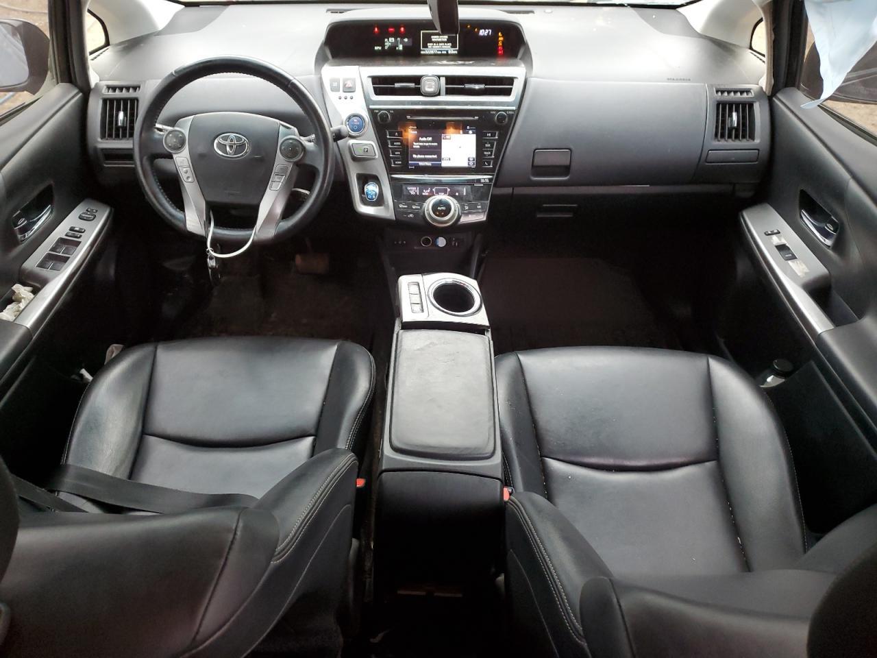2016 TOYOTA PRIUS V